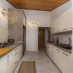 In With Terrace, Air Conditioning, Wifi, Washing Machine דירה *