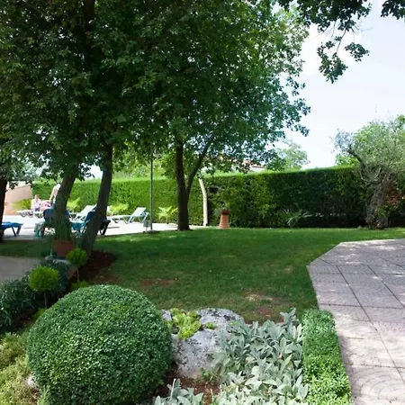 Apartment In With Terrace, Air Conditioning, Wifi, Washing Machine *