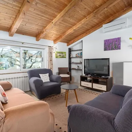 In With Terrace, Air Conditioning, Wifi, Washing Machine アパート ポレッチ