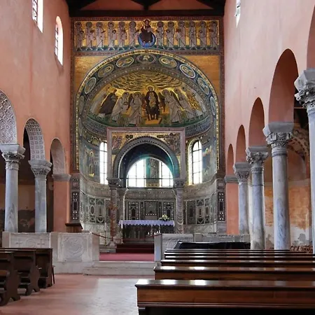 In With Terrace, Air Conditioning, Wifi, Washing Machine