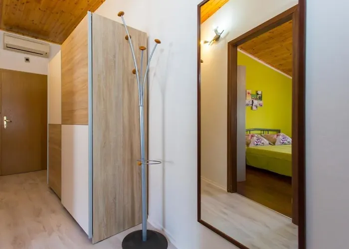 In With Terrace, Air Conditioning, Wifi, Washing Machine Lejlighed *