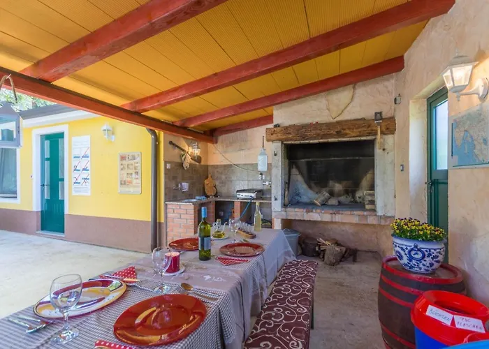 In With Terrace, Air Conditioning, Wifi, Washing Machine * Porec