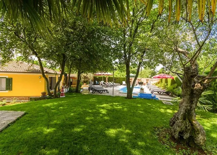 Appartamento In With Terrace, Air Conditioning, Wifi, Washing Machine *