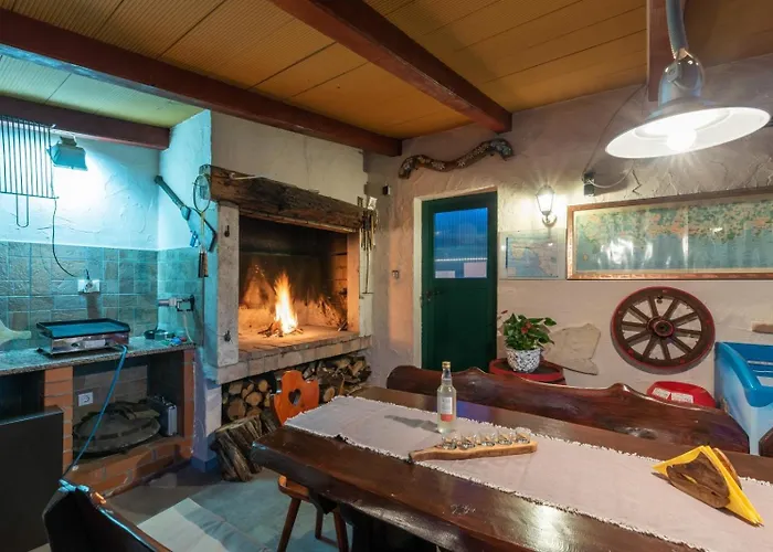 Appartamento In With Terrace, Air Conditioning, Wifi, Washing Machine